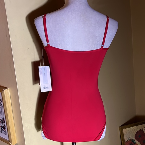 DANSKIN Size Large Leotard Classic Valentine Red Scoop-neck Adjust Strap $64 NEW - Picture 7 of 15
